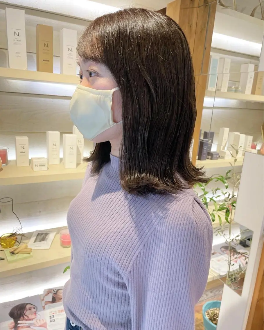 ミディアム カラー あずまぐち めぐみのヘアスタイル