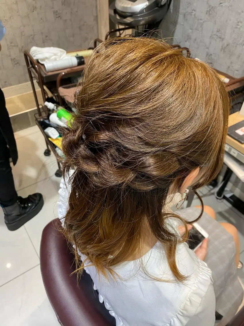ミディアム ヘアアレンジ ハーフアップ アイリスト 蓑島伶奈の眉毛・アイブロウイメージ