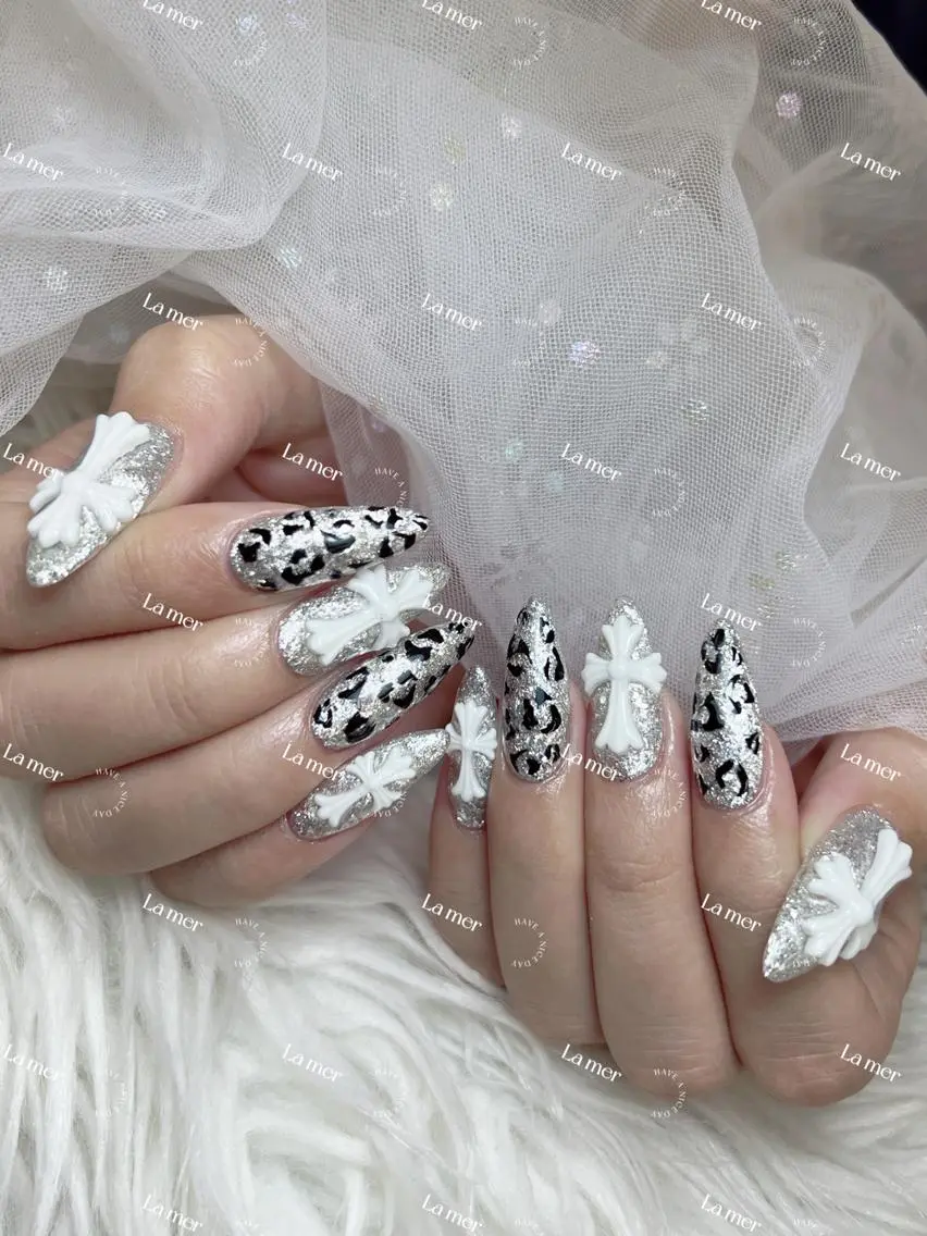 ネイル ハンドネイル ハンドケア hikikibyee ♡のネイルデザイン