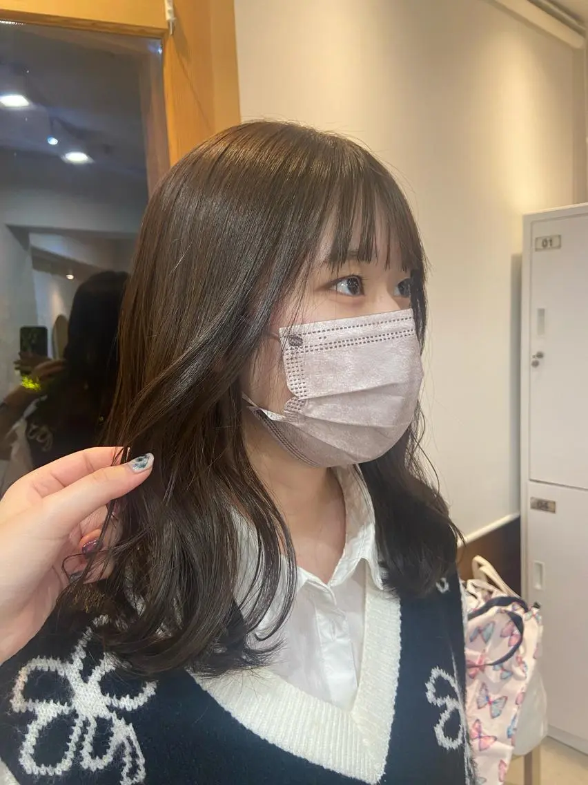 セミロング カラー カット ヘアカラー トリートメント なかむら ゆきのヘアスタイル