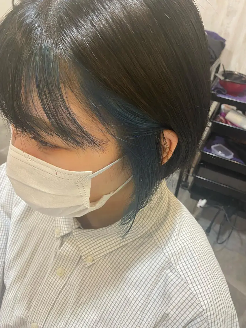 ショート カラー 松浦 るなのヘアスタイル