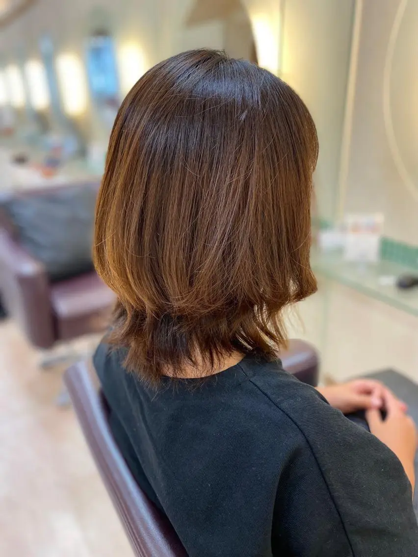 セミロング ボブ ウルフカット 大越 美鈴のヘアスタイル
