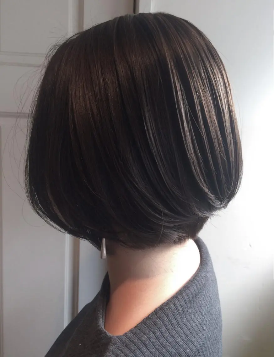 ミディアム ボブレイヤー ボブ ハイライト レイヤーカット ホワイト&レイヤーカ ットエクステ長畠俊輔のヘアスタイル
