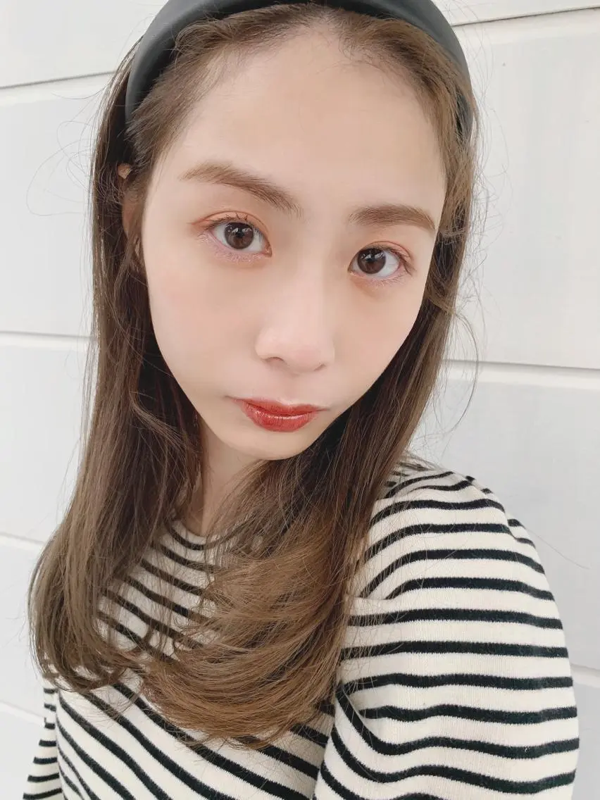 ロング カラー ヘアアレンジ カット ヘアカラー トリートメント mayu🤍 透明感カラーのヘアスタイル