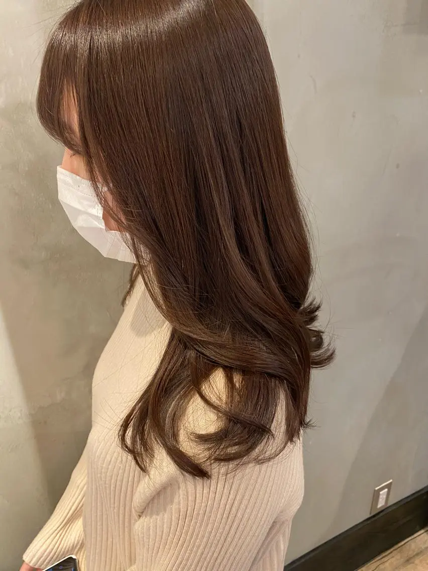 ロング シアーブラウン ヘアカラー トリートメント 新宿/顔周りカット +レイヤー＝しずく♩のヘアスタイル