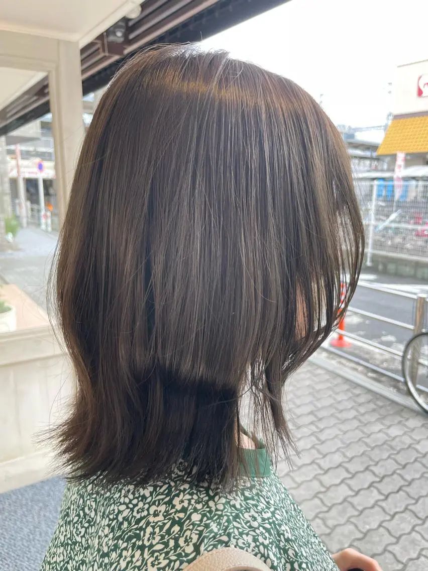 ミディアム 切りっぱなしボブ/ 三瀬翔のヘアスタイル