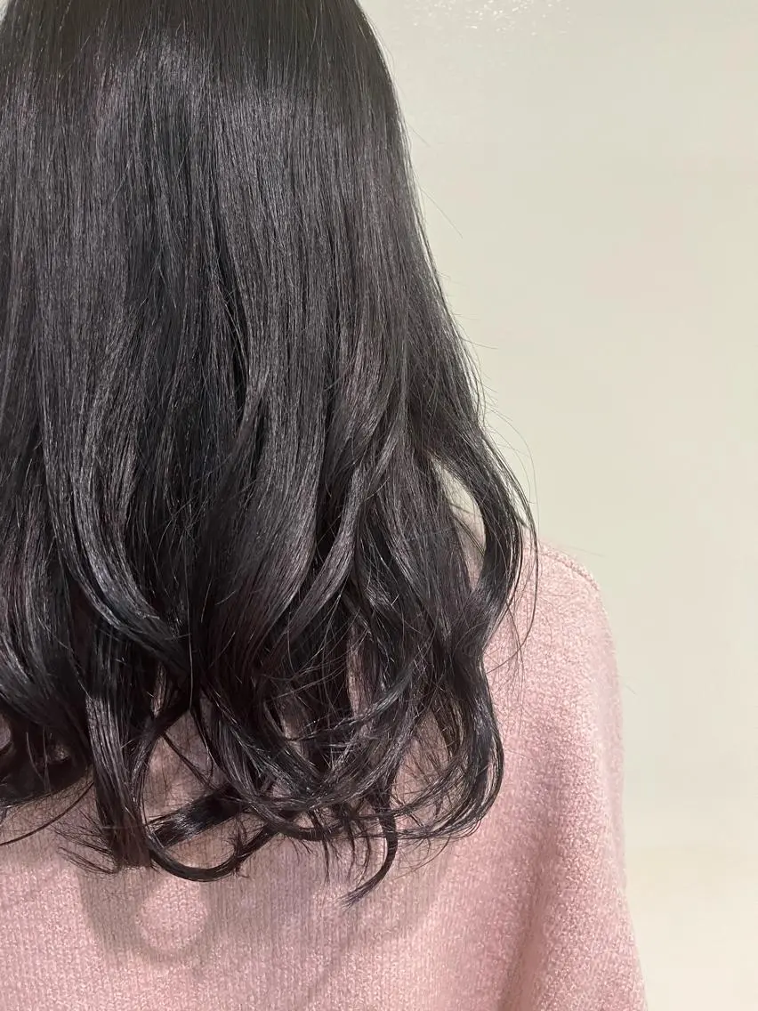 ミディアム カラー 黒髪 透明感カラー 酒井 陽南乃のヘアスタイル