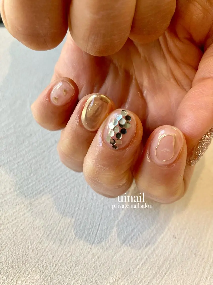 ネイル 持ち込み ニュアンスネイル ハンドネイル uinail mariのネイルデザイン