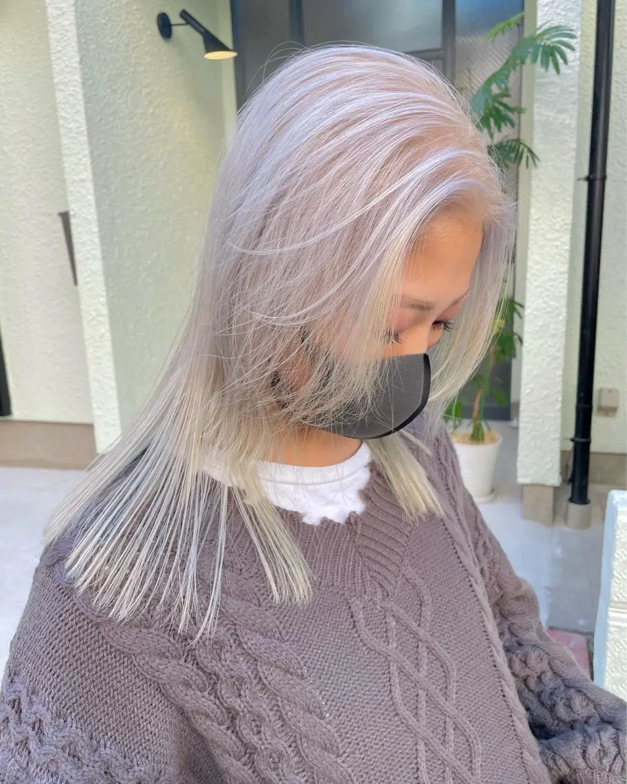 ロング 天神最安値エクステ カラーレイヤーカットのヘアスタイル