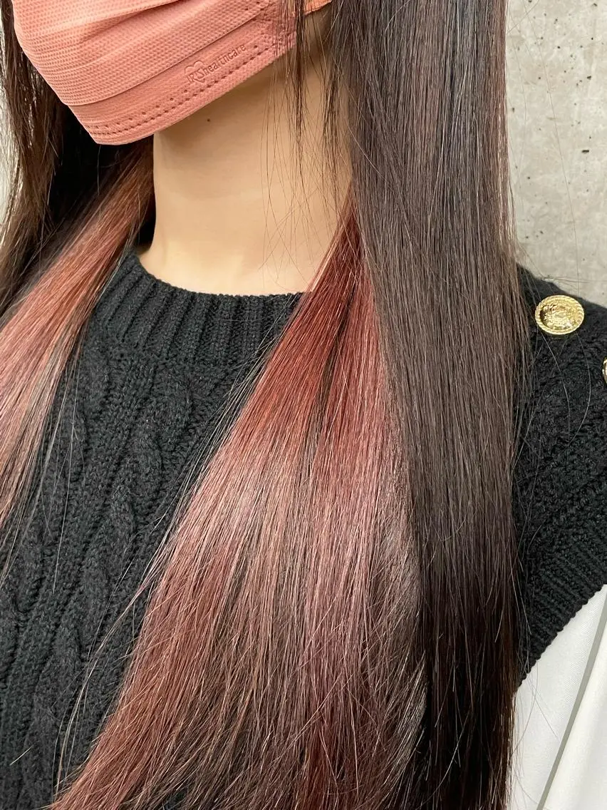 ロング カラー ブリーチ インナーカラー ピンクカラー レイヤー/透明感 カラー ☽EMIRIのヘアスタイル