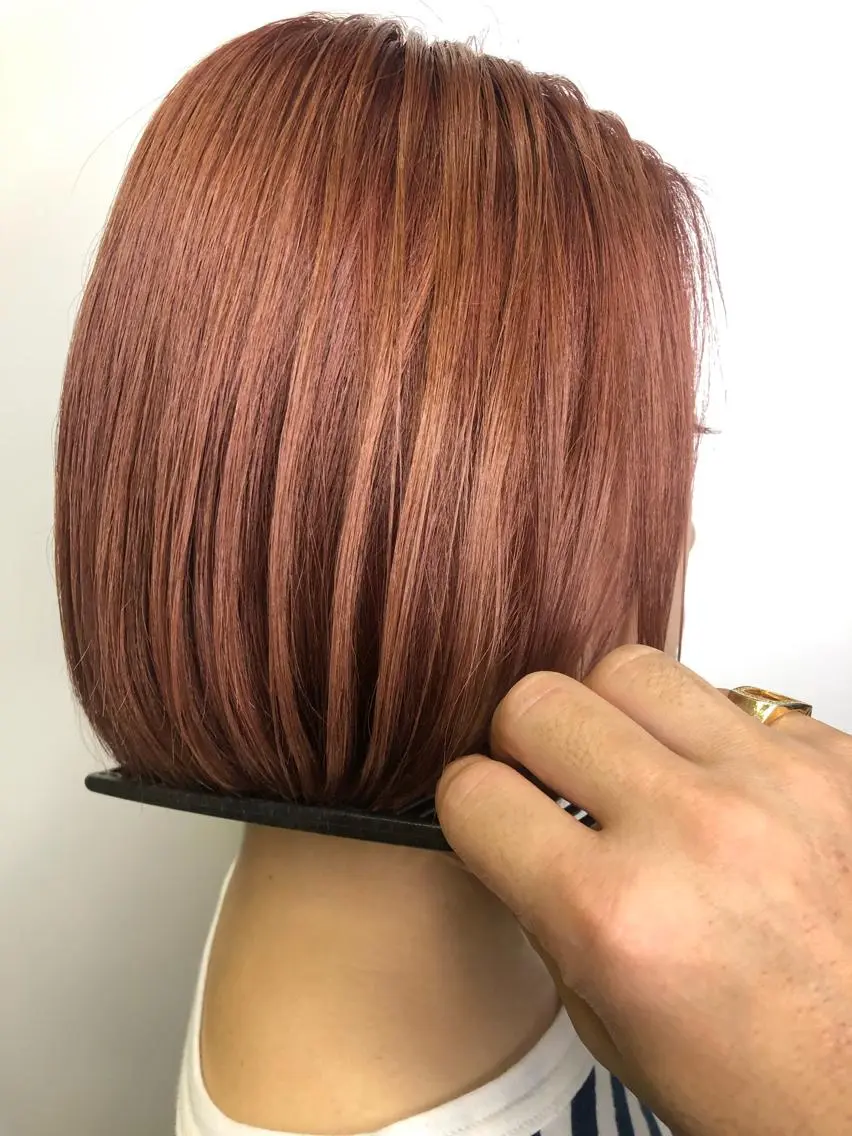 ショート カラー ベージュカラー ピンクカラー ピンクベージュ カット ヘアカラー ✴︎赤み除去カラー daichi✴︎のヘアスタイル