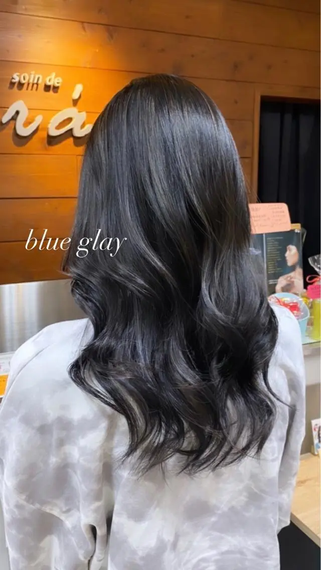 ロング レイヤー/艶髪カラー 森本くるみのヘアスタイル
