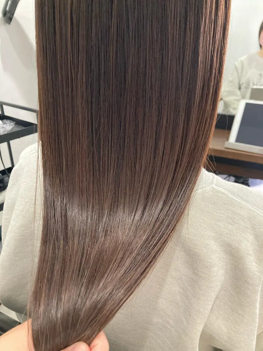 ロング トリートメント Larry🌼中下 美香のヘアスタイル