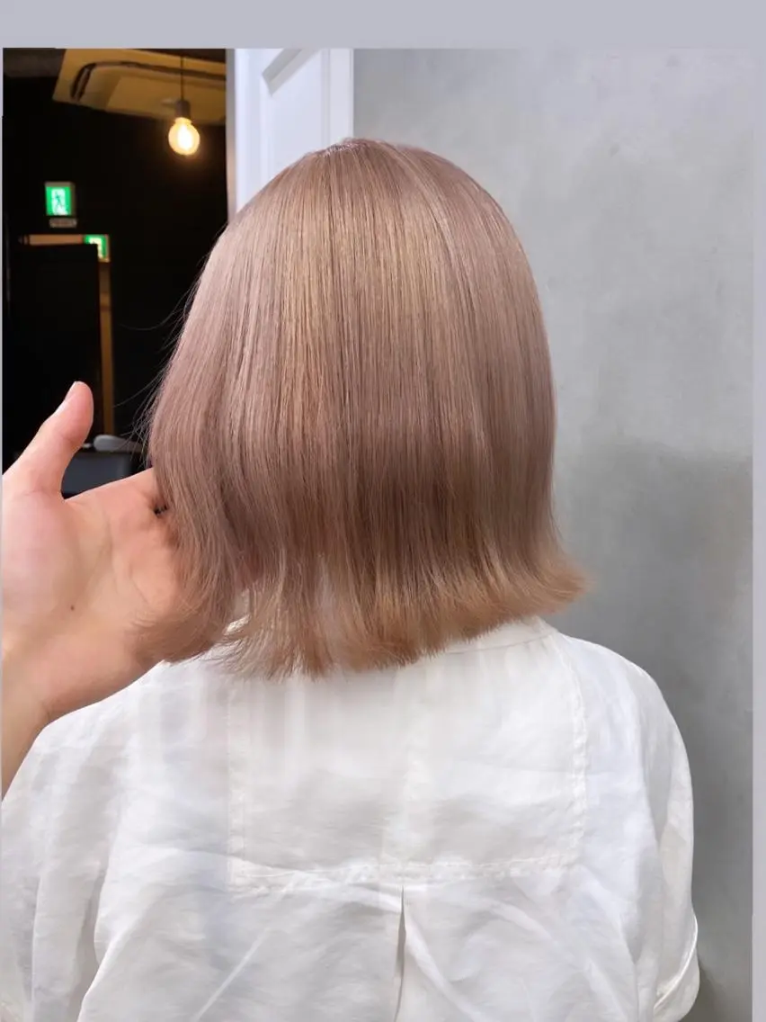 ミディアム カラー ヘアアレンジ ブリーチダブルカラー 元町三宮/三ノ宮のヘアスタイル