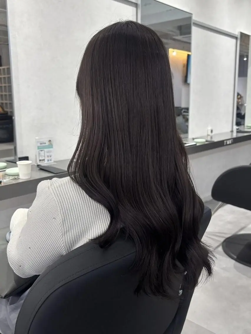 ロング カラー ショートボブ バレイヤージュ ブリーチ ブラウンカラー 透明感カラー カット ヘアカラー トリートメント N° jemica 札幌のヘアスタイル