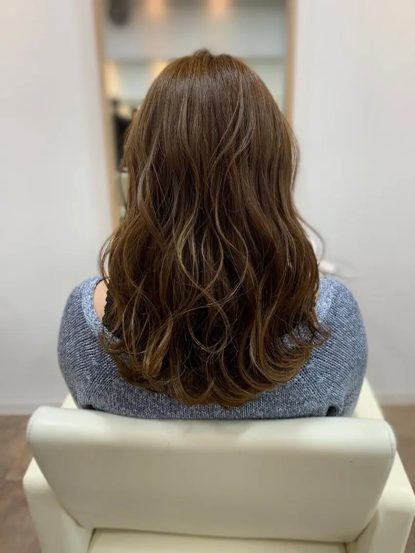 ロング N°rico川喜田 里衣のヘアスタイル