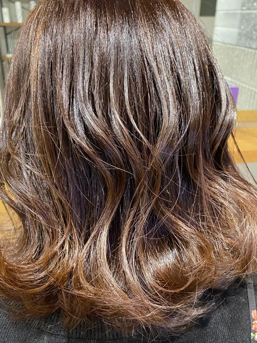 セミロング カラー ヘアアレンジ グラデーションカラー 久米 治仁のヘアスタイル