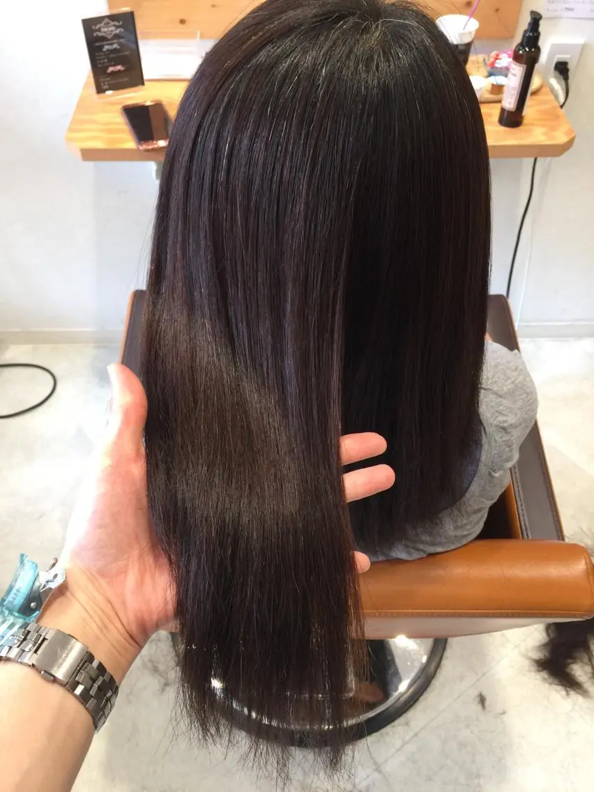 セミロング 髪質改善 縮毛矯正 ツヤ髪専門美容師 桑原 和誠のヘアスタイル