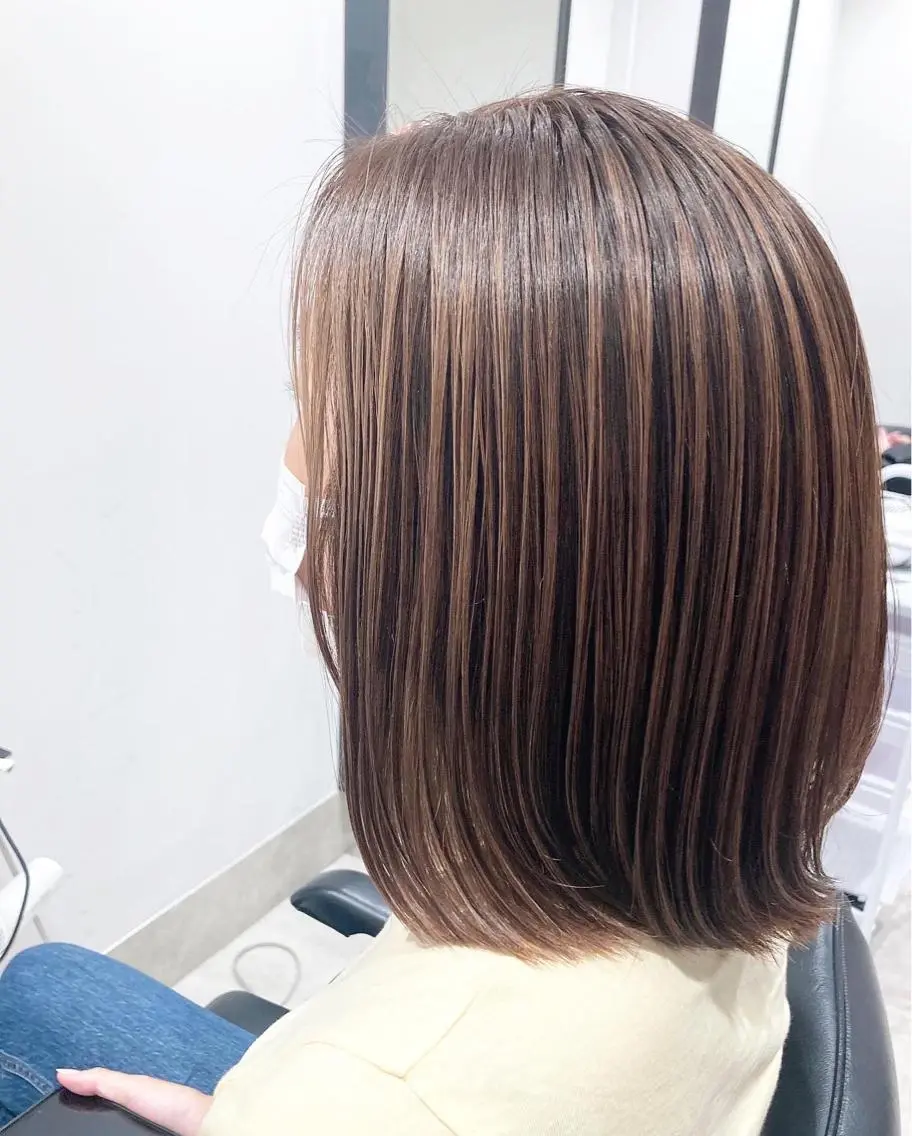 ミディアム カラー ブラウンカラー ハイライトカラー ハイライト スキバサミを使わない カット🌼唯🌼のヘアスタイル