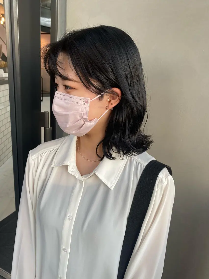 ミディアム ヒラノホナミ 🫧透ける艶髪🫧のヘアスタイル