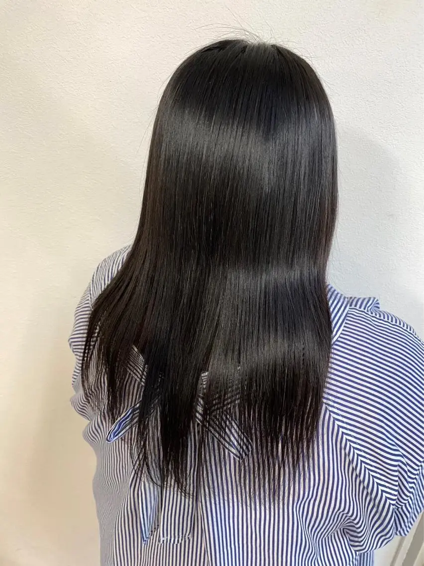 セミロング 縮毛矯正 【アクイール】やまだ みなのヘアスタイル