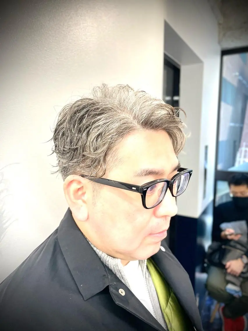 ショート パーマ メンズ メンズパーマ スパイラルパーマ カット パーマ 銀座メンズカット/ 銀座メンズパーマ/のヘアスタイル