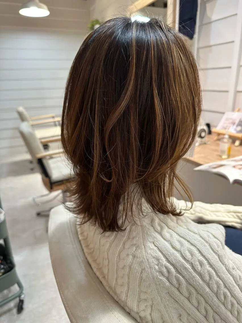 ミディアム くびれヘア トリートメント カット トリートメント Annie 吉田 裕美のヘアスタイル