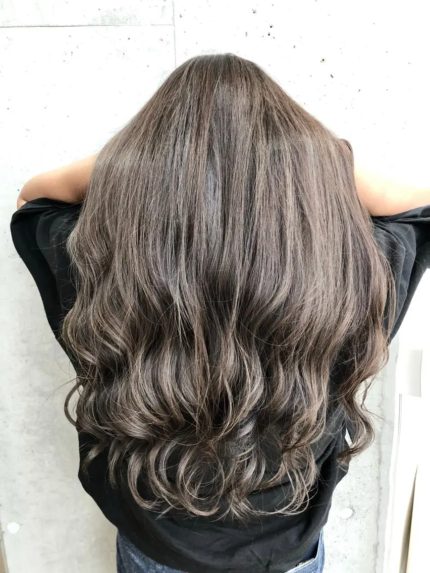 ロング カラー グレージュ ハイライトカラー 3Dハイライト ハイライト 艶髪/カラー職人 ✨筒井 龍馬🌈のヘアスタイル