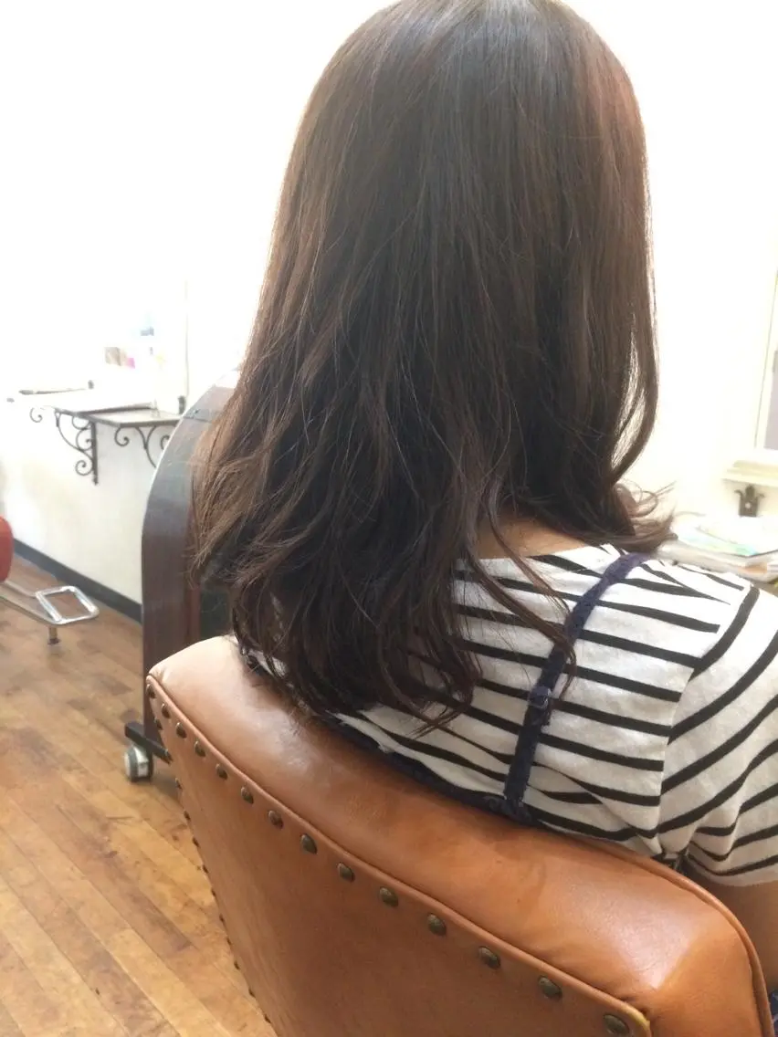 ミディアム 島尻 徳人のヘアスタイル