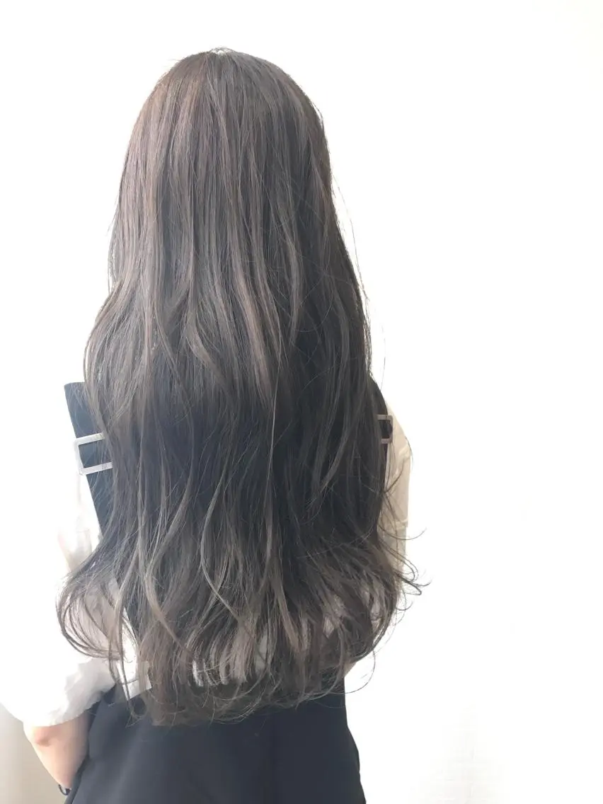 カラー カット ヘアカラー トリートメント 💜ツヤヘアケア🩷 サトウシュンスケのヘアスタイル