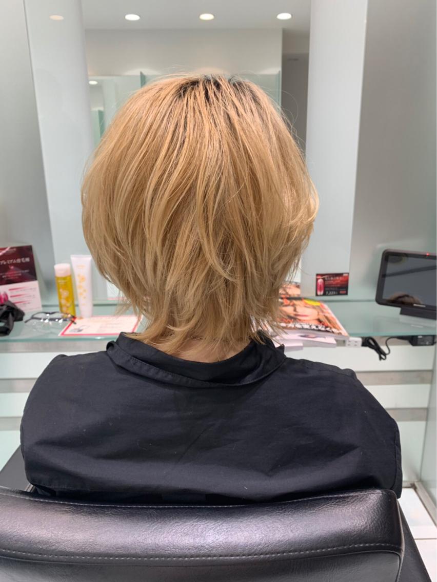 ショート カット 神頭 彩のヘアスタイル