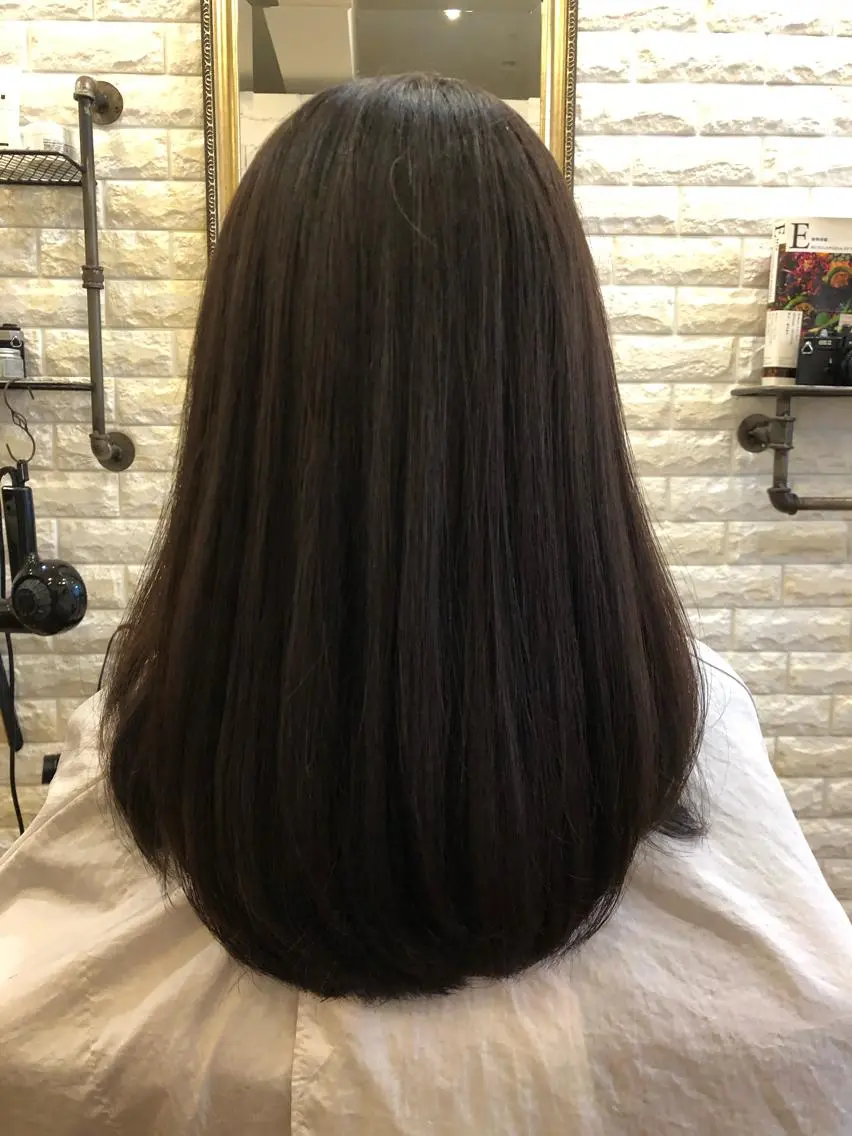 セミロング カット 縮毛矯正 トリートメント ヘッドスパ 口コミ評価4.9⭐︎ カワナベ マサシのヘアスタイル