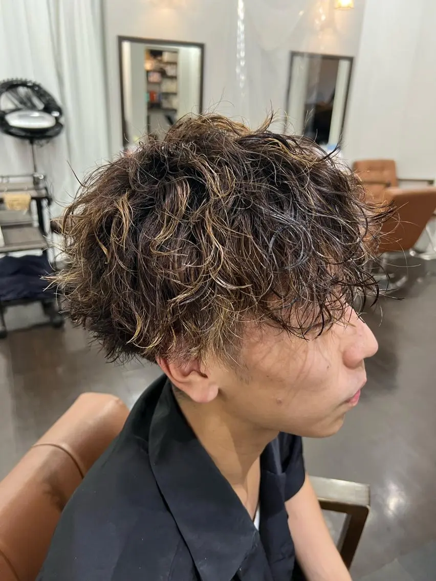 ショート カラー パーマ メンズ 名古屋駅/トップス タイリスト/大黒拓哉のヘアスタイル