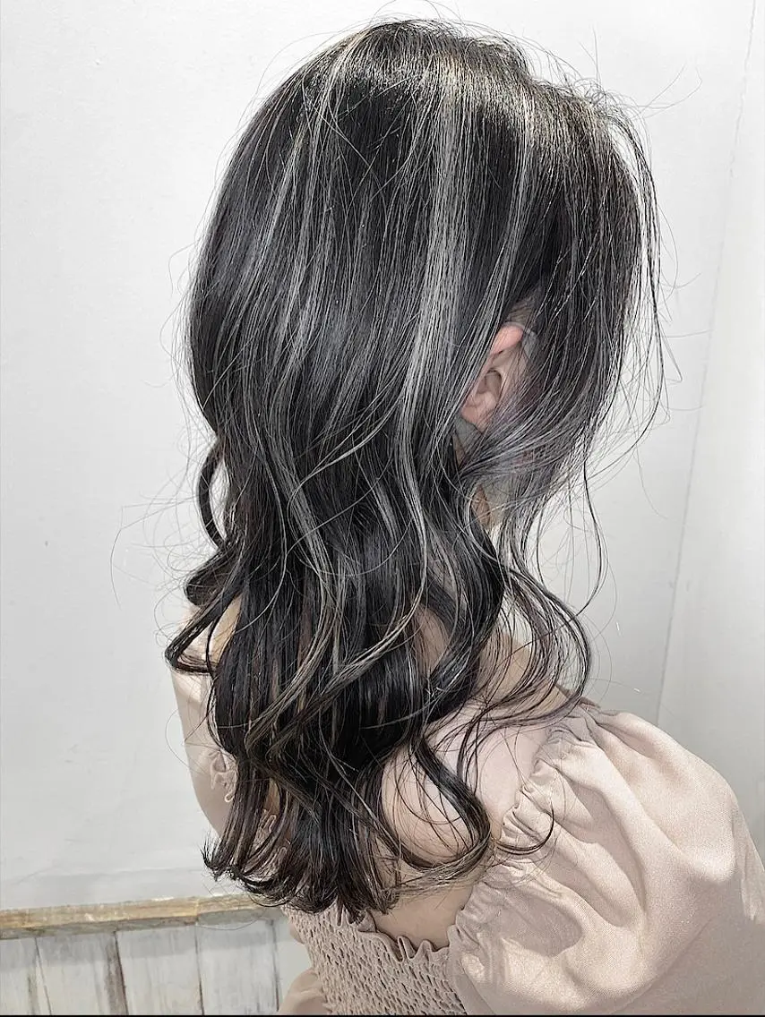 ミディアム カラー ブリーチ koheiのヘアスタイル