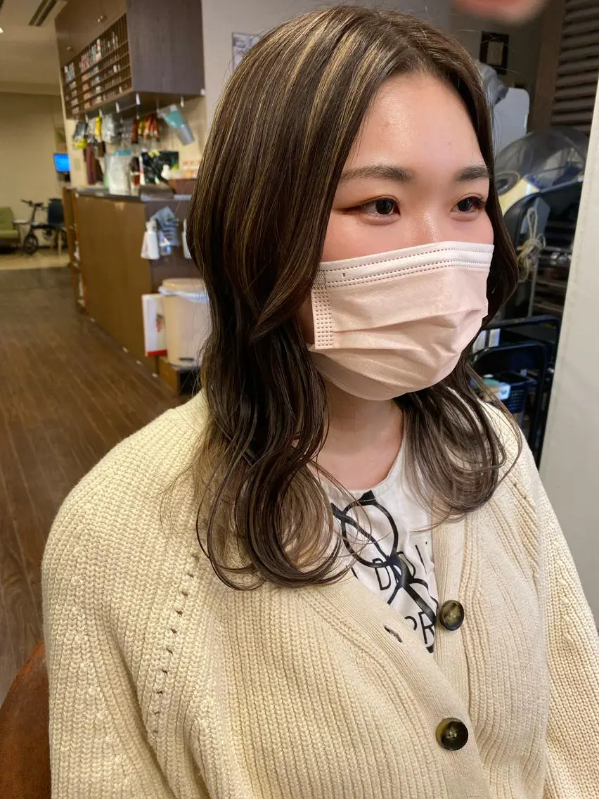 ロング カラー バレイヤージュ レイヤーカット ロング liL hair サトウリョウタのヘアスタイル