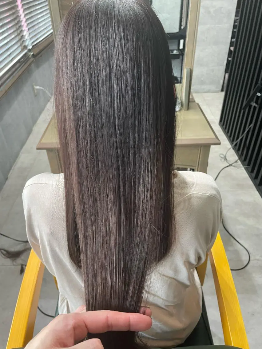 セミロング ROSSO ✂︎officialのヘアスタイル