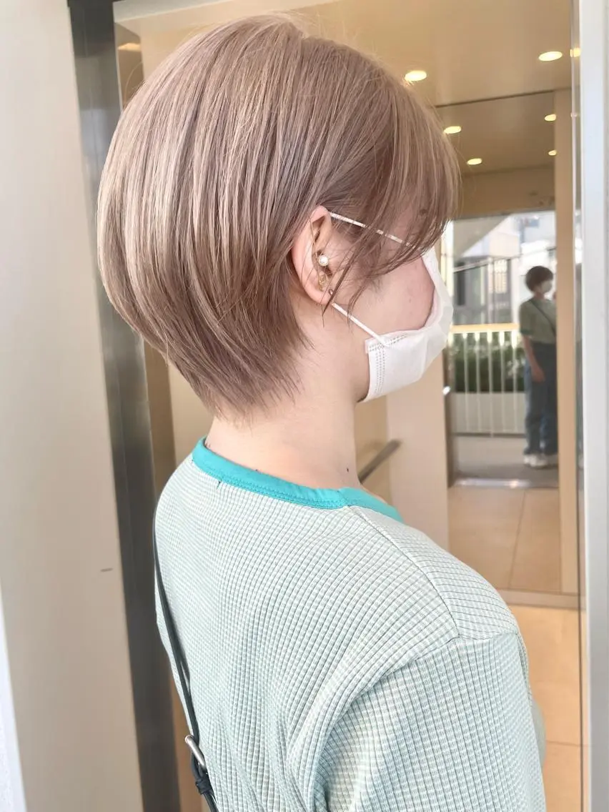 ミディアム カラー ヘアアレンジ ブリーチ メンズ似合わせ🪞 kotoriのヘアスタイル