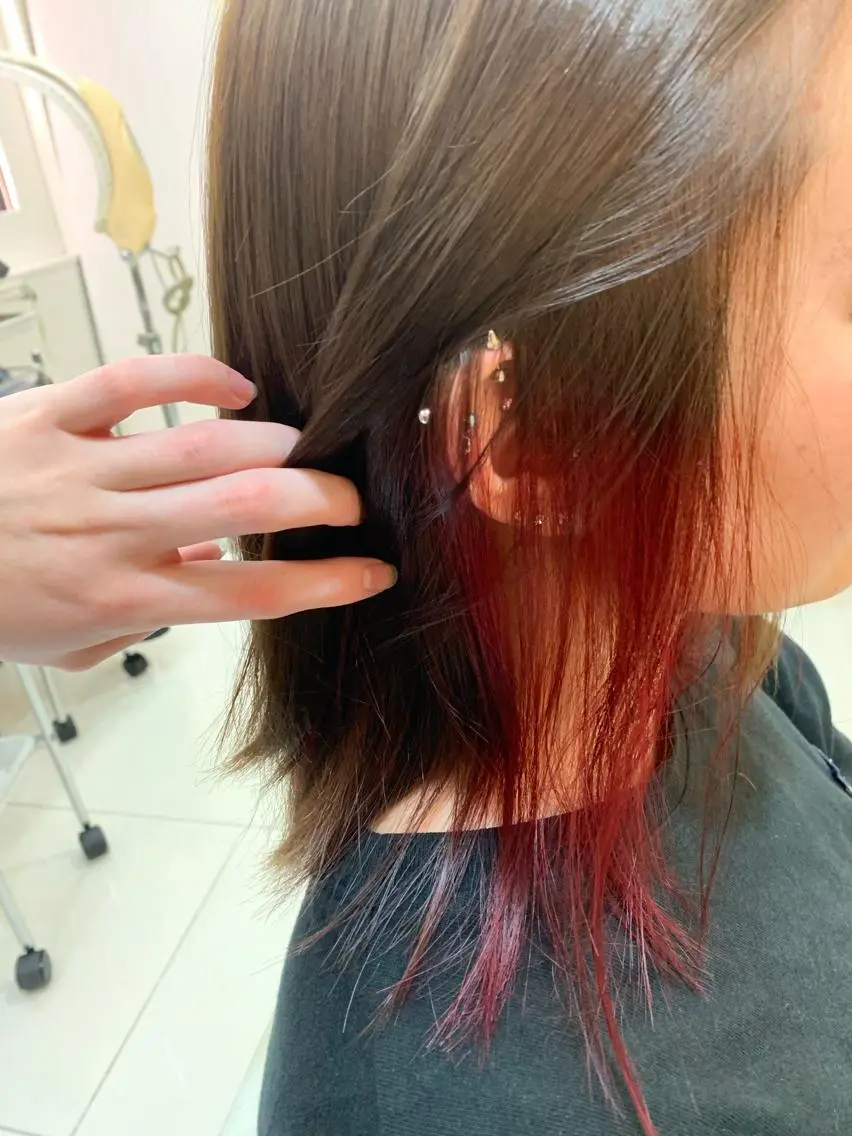 ミディアム カラー ヘアアレンジ イヤリングカラー 村山 かほのヘアスタイル