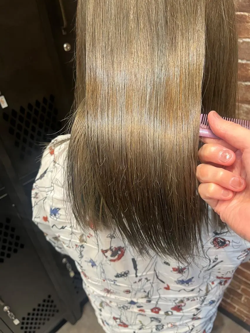 セミロング カラー パーマ ヘアアレンジ メンズ キッズ ネイル マツエク・マツパ アイブロウ メンズブリーチ メンズハイライト メンズインナーカラー メンズ韓国風 ブリーチ 久木原 ゆりのヘアスタイル