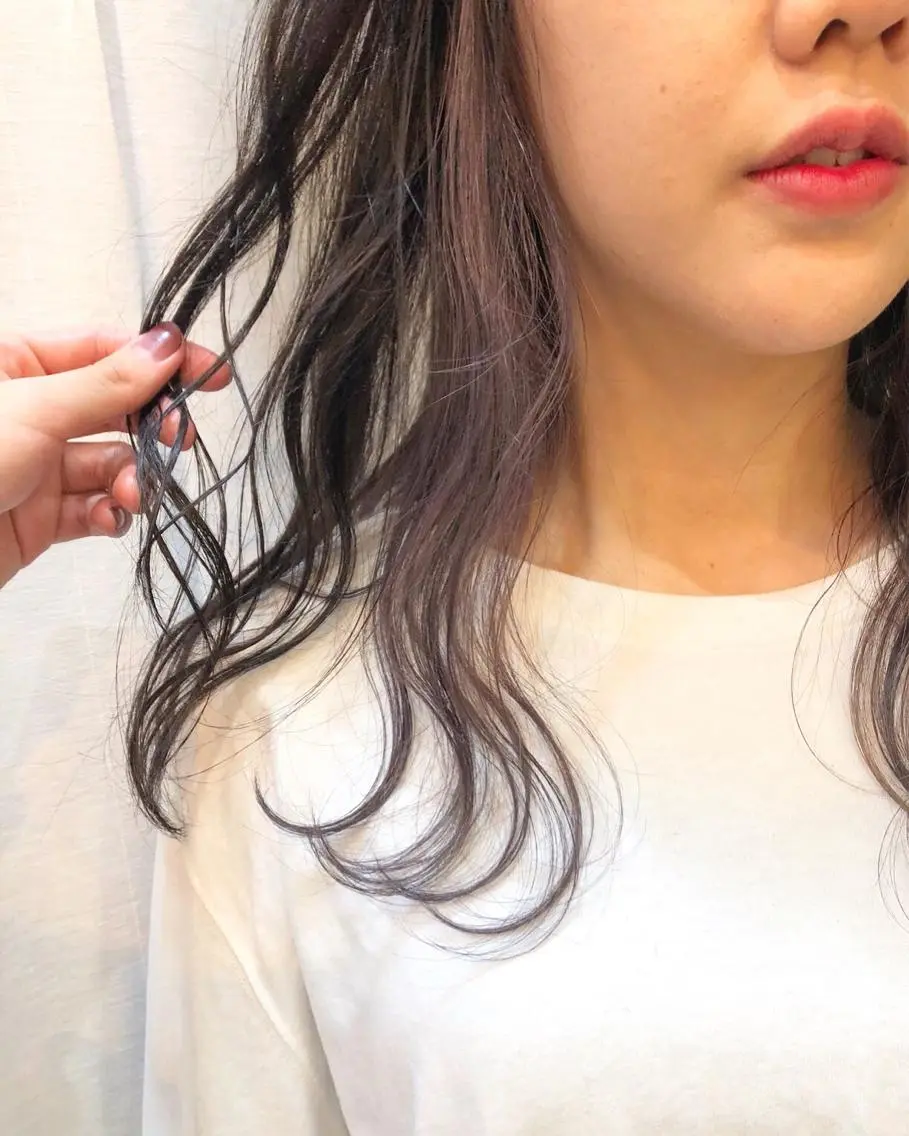 ロング カラー ブリーチ Pia ツボイ ケイタのヘアスタイル
