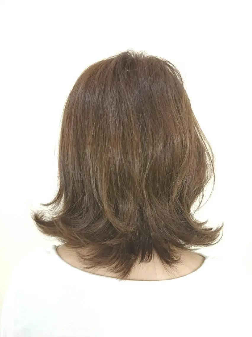 ミディアム 外ハネヘア 浦川 敬太のヘアスタイル