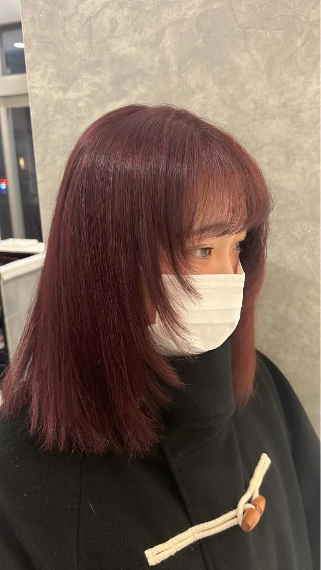 セミロング 中嶋 彩乃のヘアスタイル