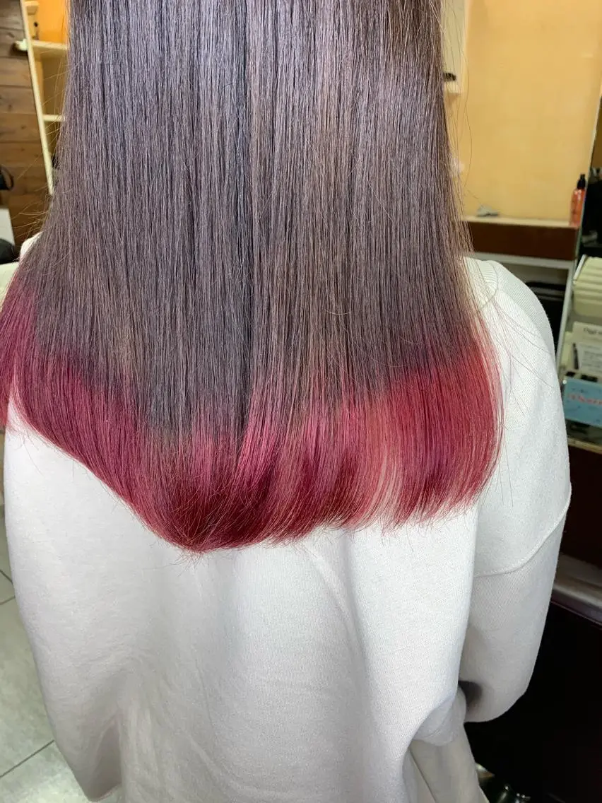 セミロング レイヤー/艶髪カラー 森本くるみのヘアスタイル