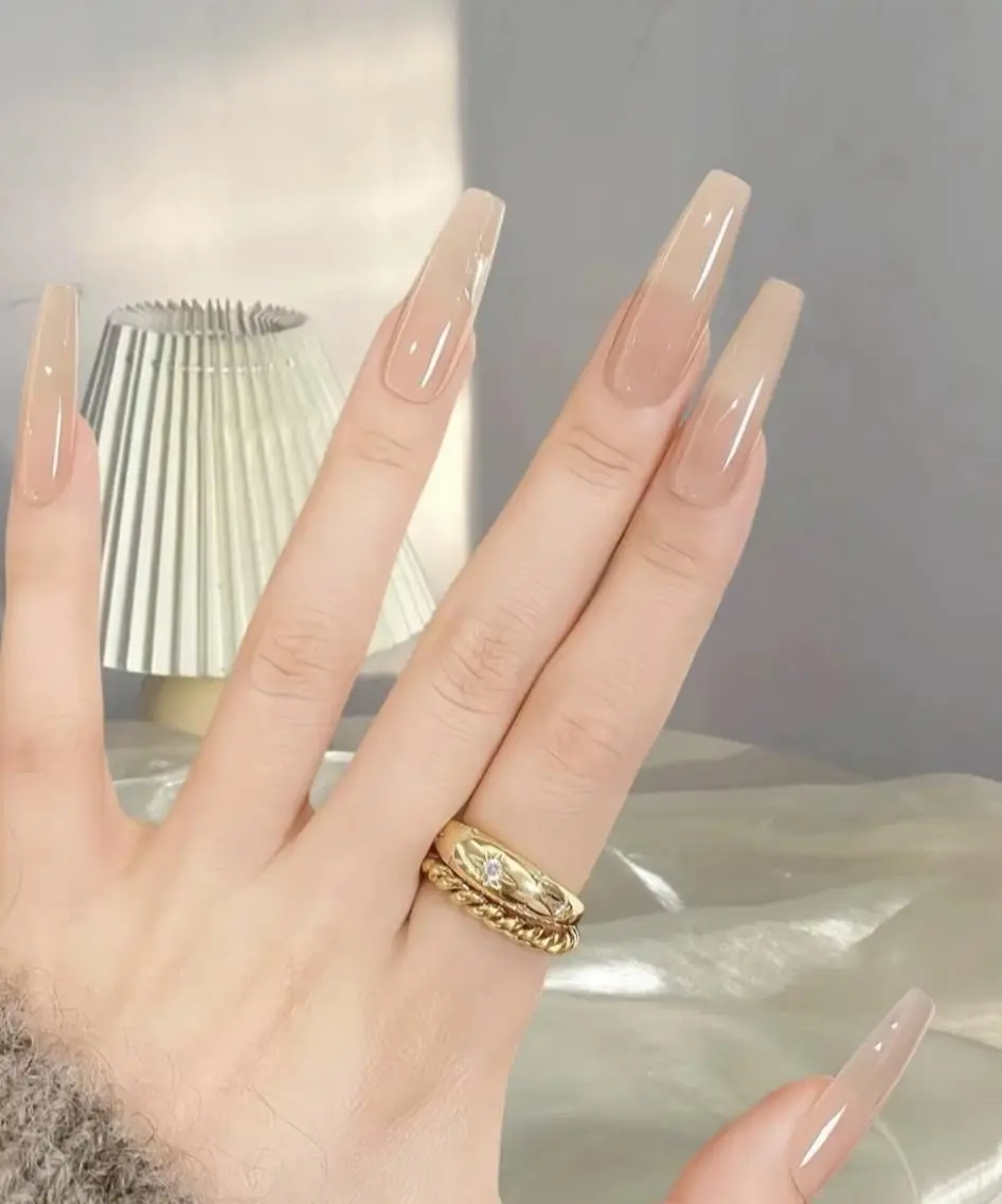 ネイル ハンドネイル ハンドケア ロングネイル長さ出し 専門Spade Qのネイルデザイン
