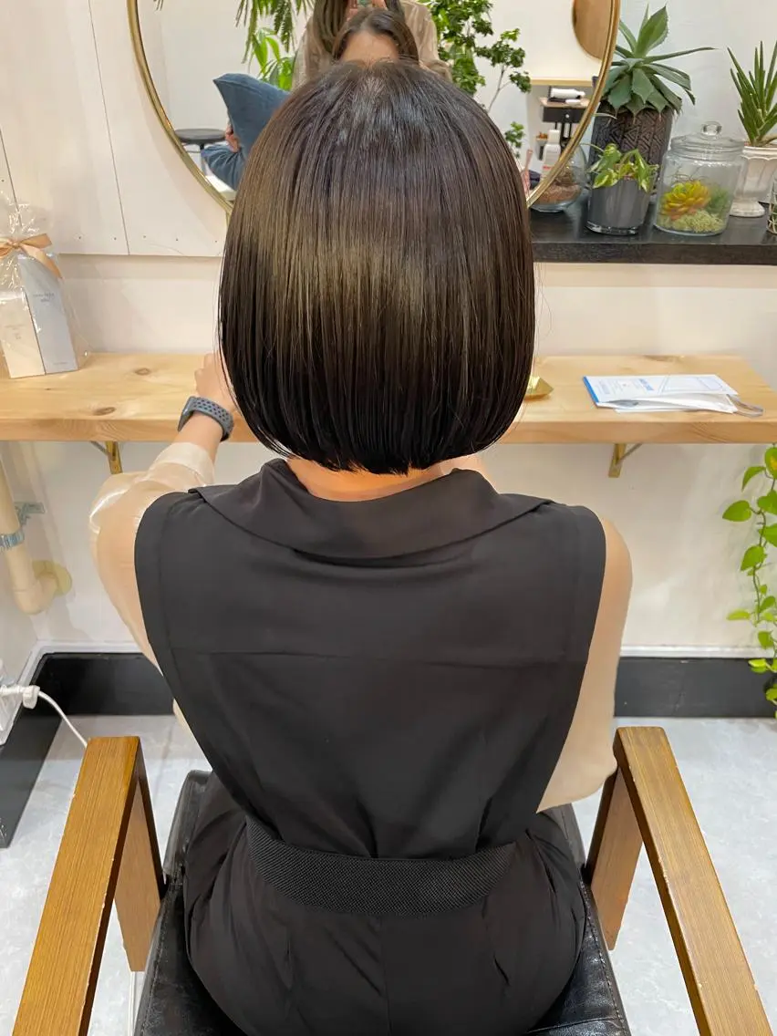 ショート カラー カット ヘアカラー トリートメント CARICIA 白木 由里加/新栄のヘアスタイル