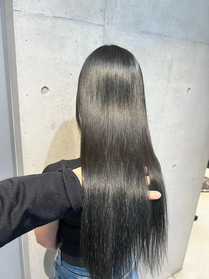 ロング カラー カット ヘアカラー トリートメント 赤みゼロ/透明感 カラー🌿KANTAのヘアスタイル