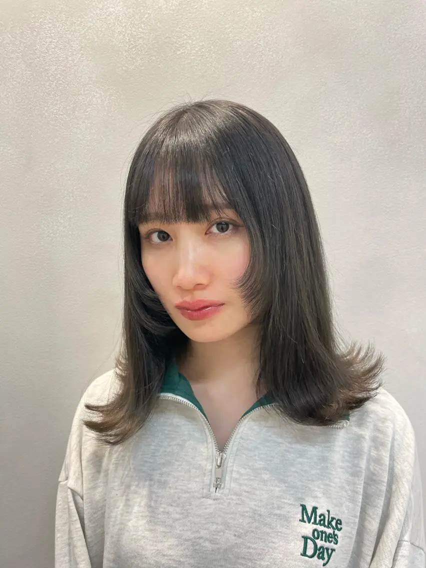 ミディアム 顔周りカット レイヤーカット 表参道レイヤーカット 髪質改善山岸季生のヘアスタイル