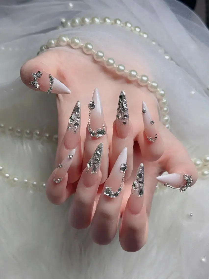 ネイル フレンチネイル ジェルネイル ハロウィン 韓国ネイル マグネットネイル ハンドネイル H.baby Nail Salonのネイルデザイン