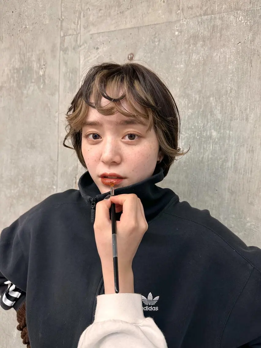 カラー アイブロウ オレンジ maho/垢抜け カラーパーマのヘアスタイル
