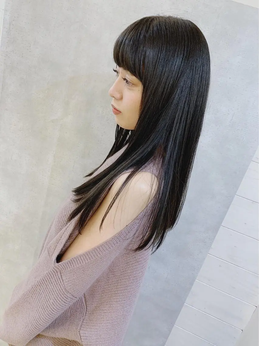 ロング カラー トリートメント _WHITE 難波本店のヘアスタイル